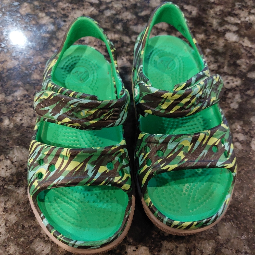 Like New Crocs Sandels